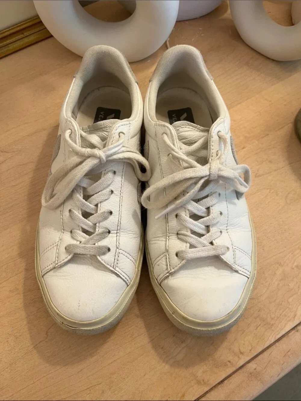 VEJA Campo White Sable Leather Sneakers Women’s EU 39 US 8